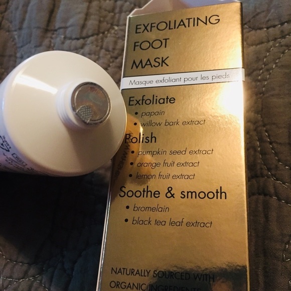 𝅺WHISH Exfoliating Foot Mask + VASANTI BrightenUp! - Picture 2 of 8